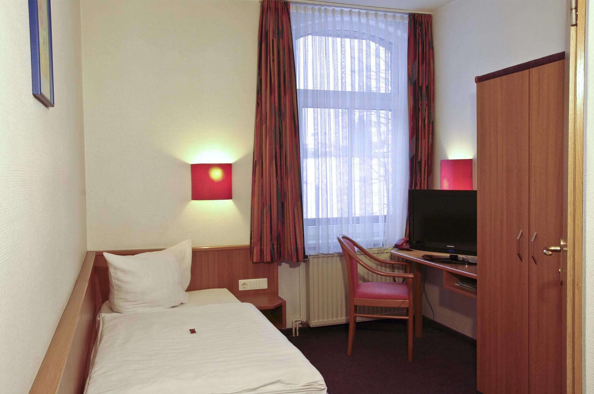 Hotel Park Eckersbach Zwickau Eksteriør billede